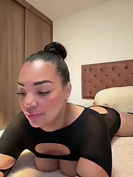 JennLeMoka webcam