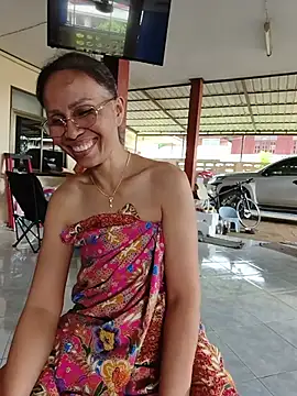 Mama_Eva_1 webcam