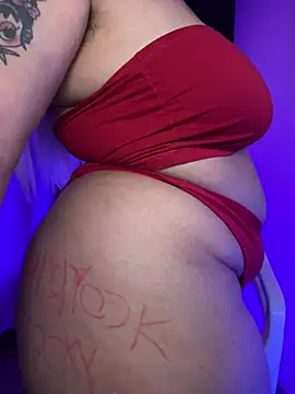 pinkbaddie777 webcam