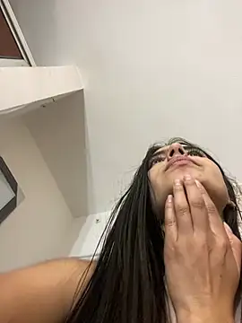 scarleth_zin webcam