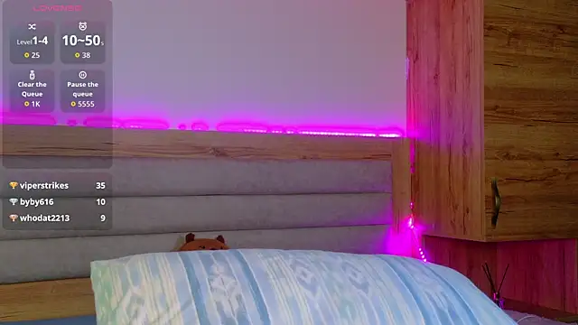 LunaXBaddie webcam