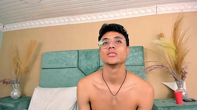 DannTaylor webcam