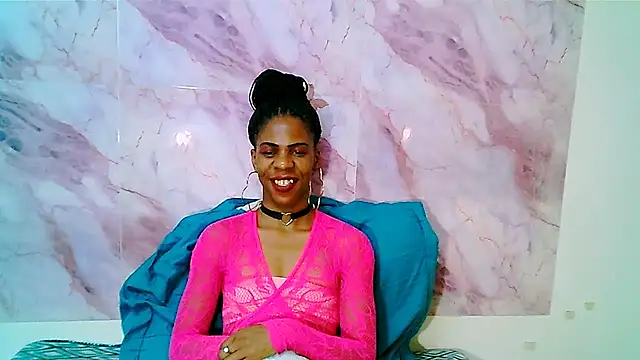 EbonySweetPeach webcam
