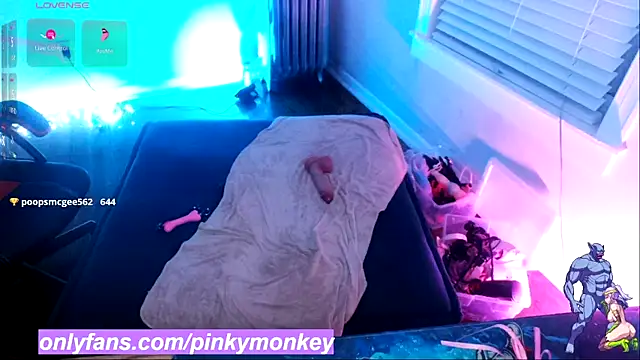 Victoria_Finally webcam