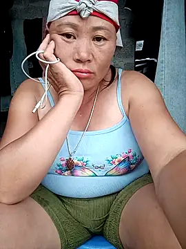 NyloveSquirt webcam