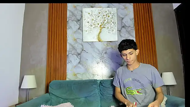 PRETTY_LOVERS1 webcam