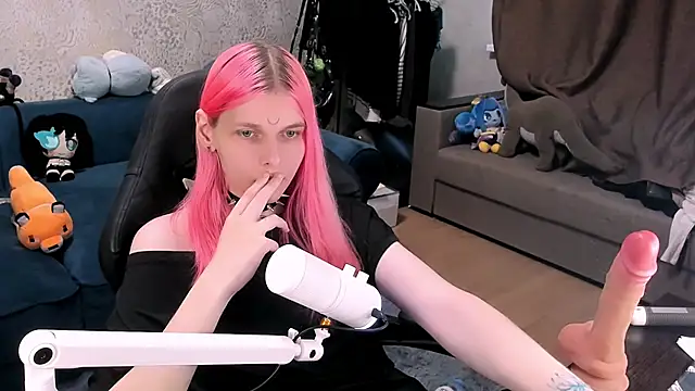 LunaPink69 webcam