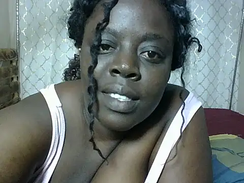 Tess_mbilia webcam