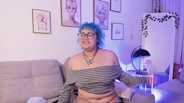 Blue_Cherry webcam