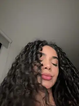Curlyierr webcam