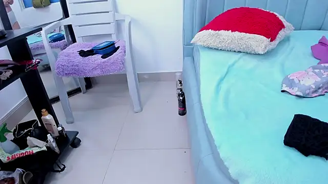 MatureHorny_70 webcam