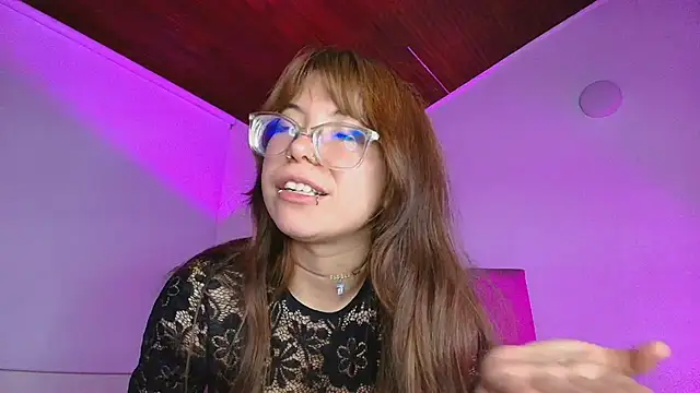 uchiiky_doll webcam