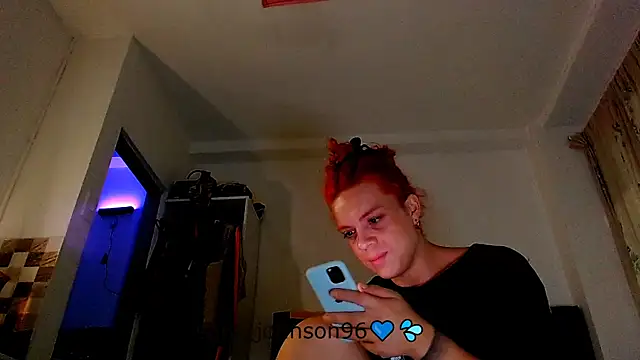 saara_johnson496 webcam