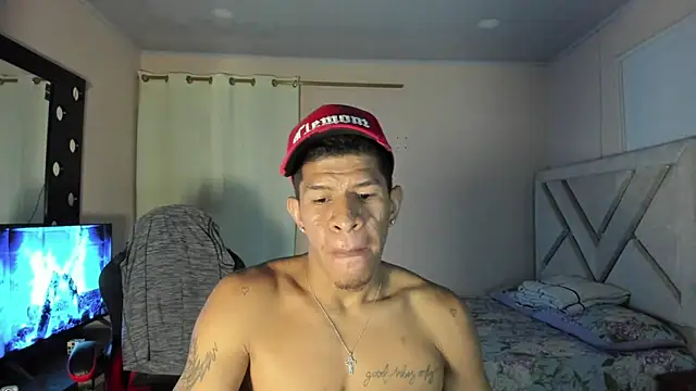 Toptony22 webcam