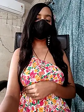 Parinaaz18 webcam