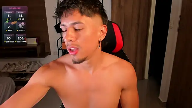 Aaronfox_x webcam