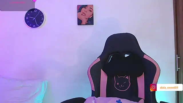 alaia_sweetxxx webcam