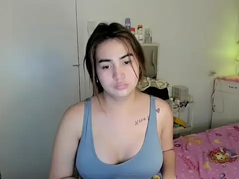 Alovely_fvckdollnica webcam