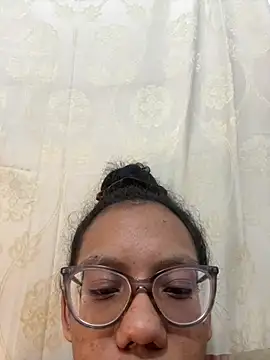 Valen_1990 webcam