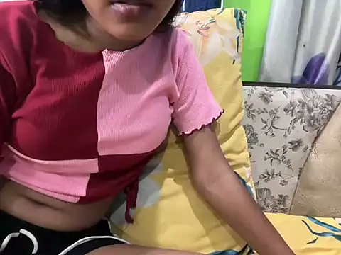 Naughty_Niharikaa webcam