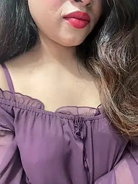Yours_riya11 webcam