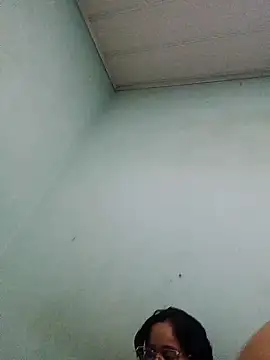 MiayLogann webcam