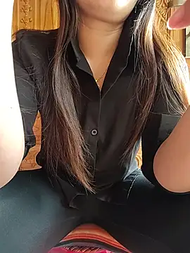 be-xinh - Be-xinh's free webcam - UK Sex Cams