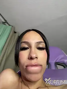 Miaa_love6969 webcam