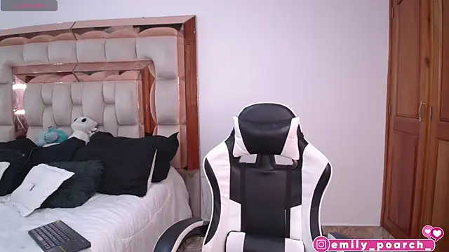 emilyaboott webcam