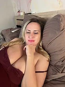 LanaShockk webcam