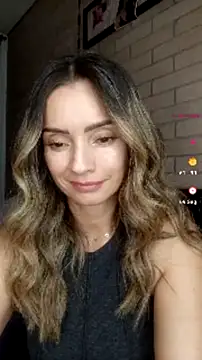 Loly_Horny webcam