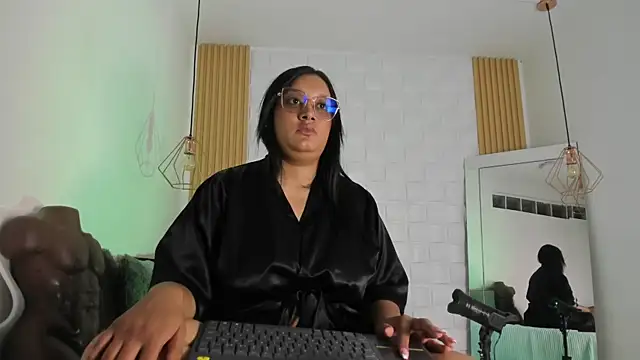 AriaBelle webcam