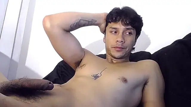 ErosDominant webcam