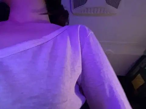 Lilactease webcam