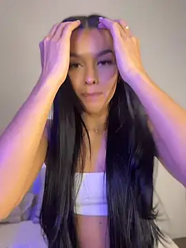 VictoriaBolt webcam