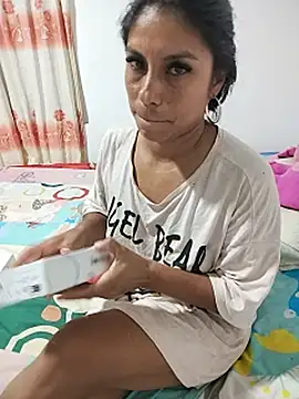 AngelicaStorms webcam