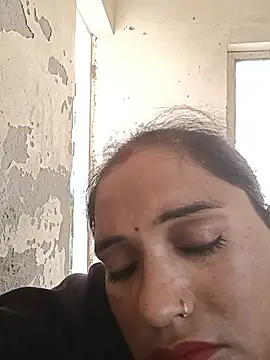 Raanieoy012 webcam