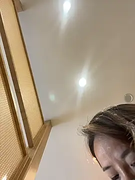 kiss_loo webcam