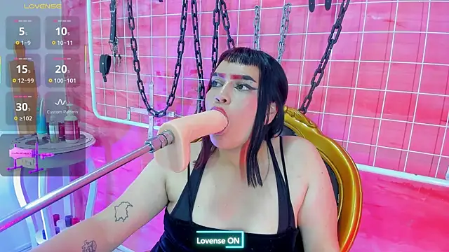 Xina_Dark webcam