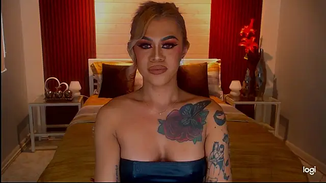 StellaStrong30 live cam on StripChat