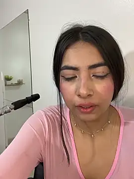 cherry_skinnyy_ webcam