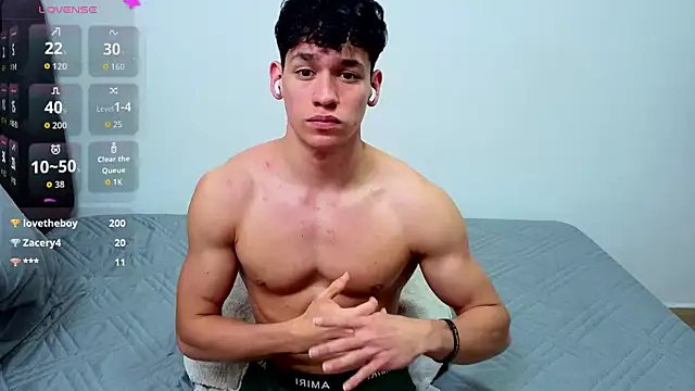 Luke_Muscle webcam