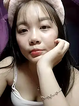 baa-bee22 (F teen) - Hij