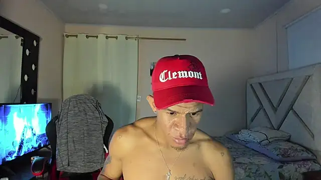 Toptony22 webcam