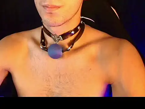 dark_men1 webcam