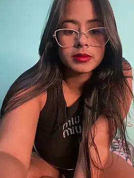 lucirganaxxx webcam