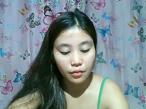 SexyAsianPussy4u webcam