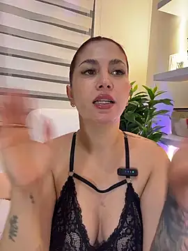 zafiro_mo0n webcam