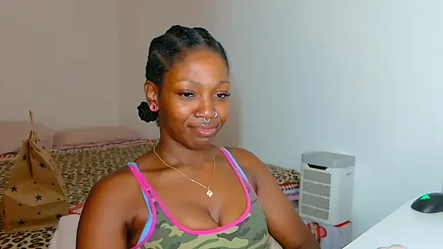 mochakaia live cam on StripChat