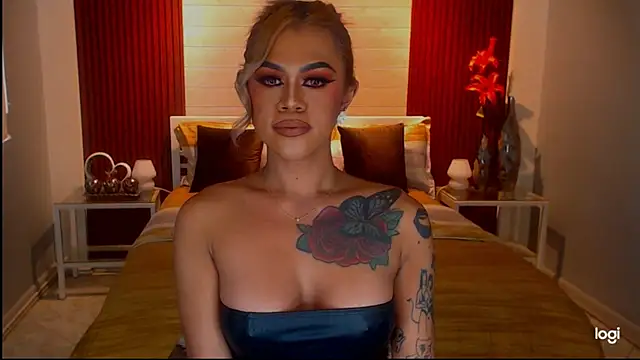 StellaStrong30 live cam on StripChat
